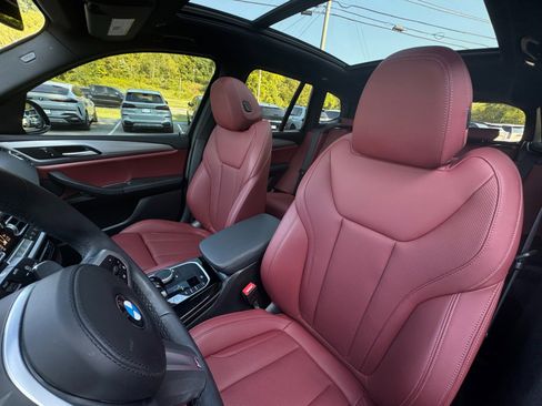 Used 2023 BMW X3 sDrive30i w/ M Sport Package image 11