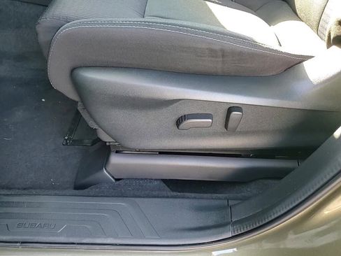 Certified 2023 Subaru Ascent Premium w/ Convenience Package image 14