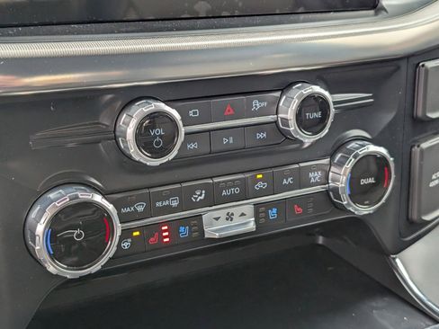 New 2025 Ford F150 Lariat w/ Equipment Group 502A High image 19