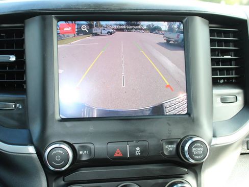 Used 2024 RAM 2500 Big Horn AWD/4WD image 20