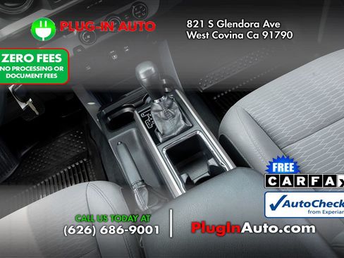 Used 2018 Toyota Tacoma SR5 RWD image 15