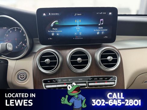 Used 2022 Mercedes-Benz GLC 300 4MATIC image 9