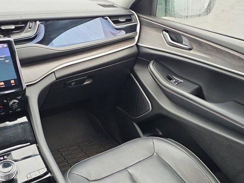 Used 2022 Jeep Grand Cherokee Limited 4xe w/ MOPAR Finishing Package image 16