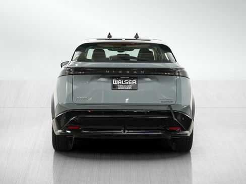 Used 2024 Nissan Ariya AWD image 4