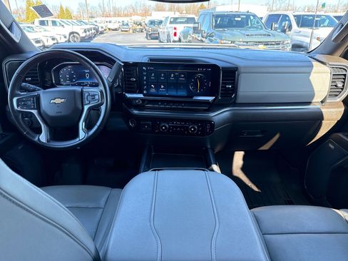 Used 2024 Chevrolet Silverado 3500 LTZ w/ LTZ Convenience Package image 13