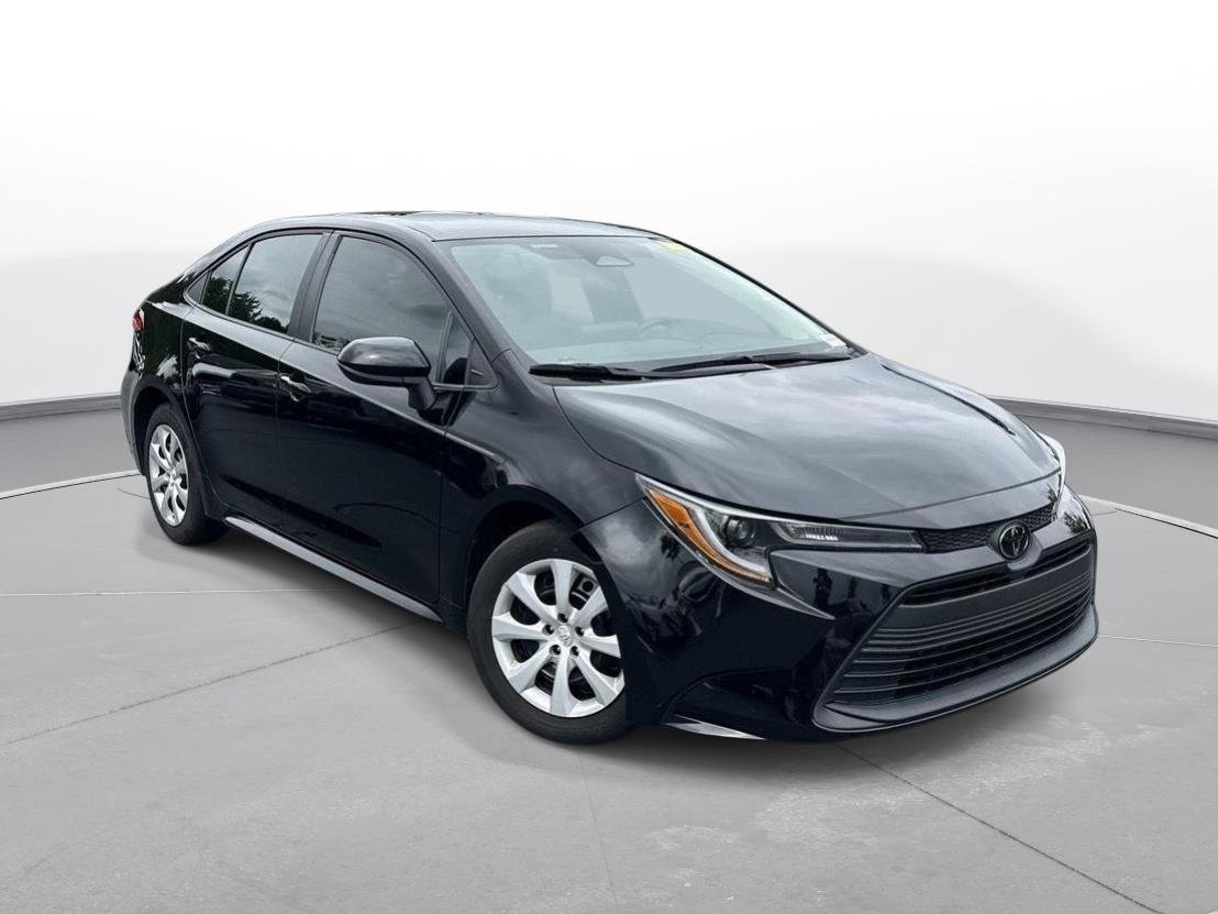 Certified 2024 Toyota Corolla LE FWD image 4