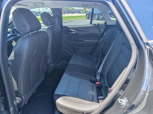 New 2026 Chevrolet Trax LT w/ Driver Confidence Package FWD image 10