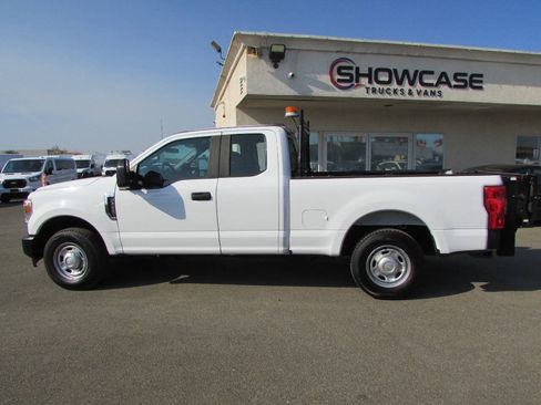 Used 2021 Ford F250 XL w/ Power Equipment Group RWD image 12