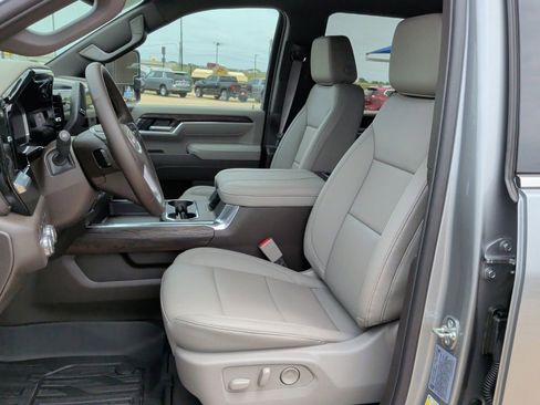 New 2026 GMC Sierra 2500 SLT w/ SLT Convenience Package AWD/4WD image 12