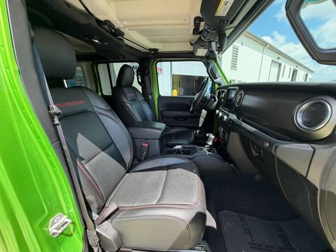 Used 2018 Jeep Wrangler Unlimited Rubicon AWD/4WD image 20