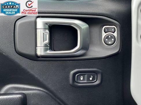 Certified 2022 Jeep Wrangler Unlimited Rubicon w/ Xtreme Recon 35" Tire Package image 16