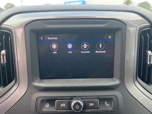 Used 2024 Chevrolet Silverado 1500 Custom image 22