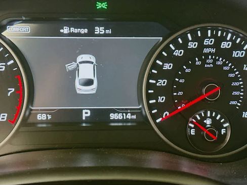 Used 2018 Kia Stinger GT1 image 20