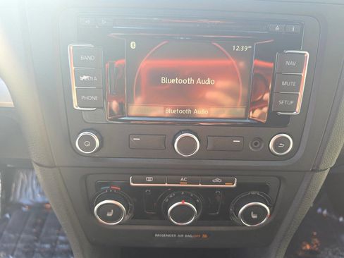 Used 2012 Volkswagen GTI Autobahn image 32