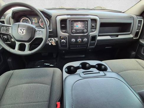 Used 2022 RAM 1500 Tradesman w/ Tradesman SXT Package RWD image 16