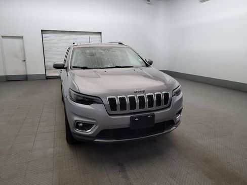 Used 2019 Jeep Cherokee Limited w/ Technology Group AWD/4WD image 14