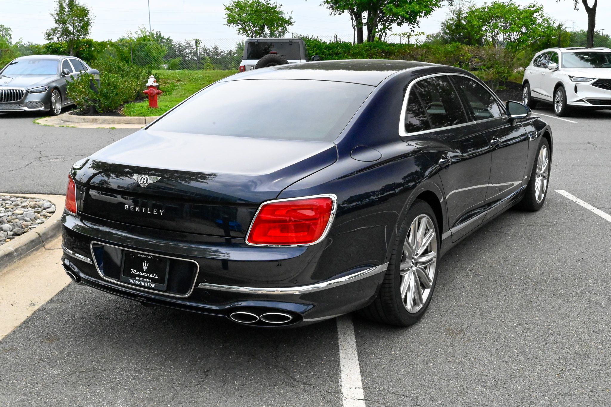 Used 2022 Bentley Flying Spur V8 AWD/4WD image 5