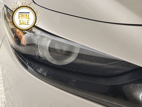 Certified 2025 MAZDA MAZDA3 Hatchback w/Premium Plus Pkg image 12