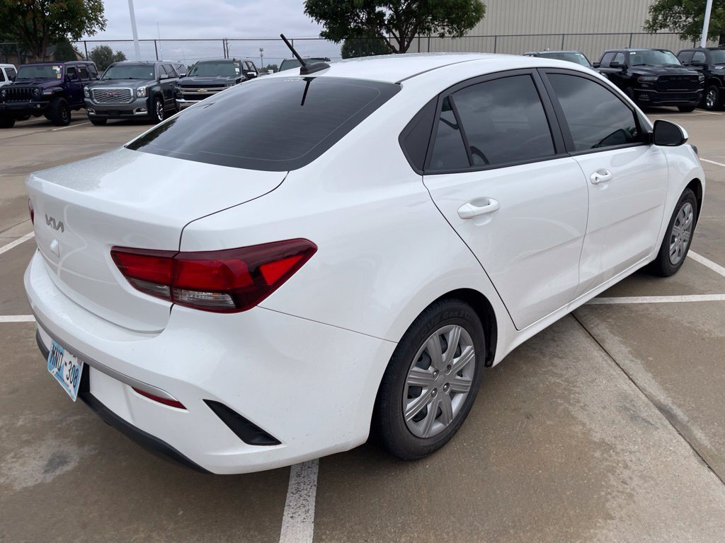 Used 2023 Kia Rio LX FWD image 4