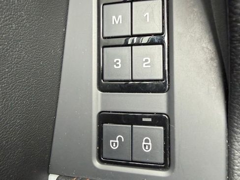 Used 2020 Jaguar F-PACE Prestige image 18