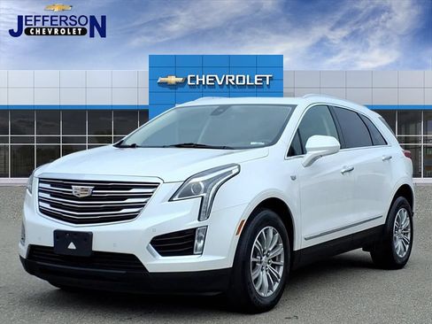 Used 2017 Cadillac XT5 Luxury w/ Driver Awareness Package AWD/4WD image 1