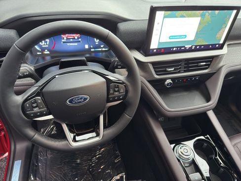 New 2026 Ford Explorer Platinum w/ LUX Leather Package image 20