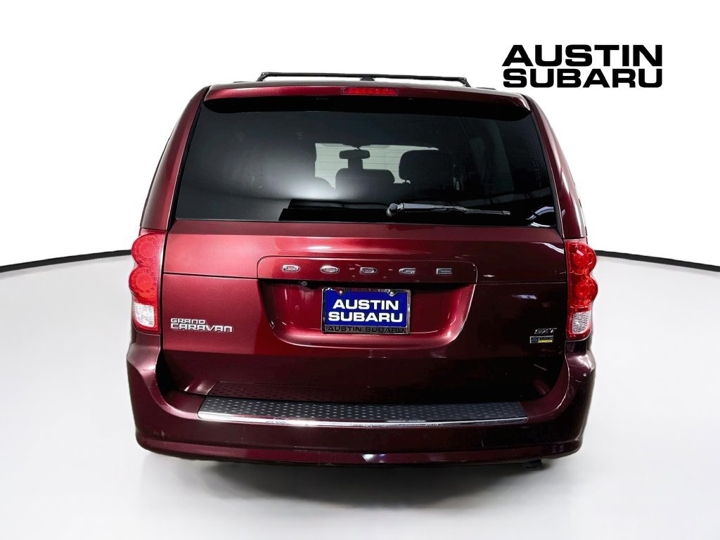 Used 2017 Dodge Grand Caravan SXT FWD image 6