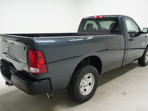 Used 2019 RAM 1500 Tradesman w/ Popular Equipment Group AWD/4WD image 4