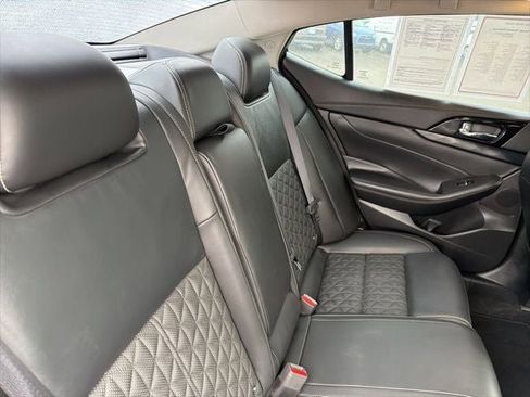 Used 2021 Nissan Maxima Platinum w/ Sport Mat Group FWD image 25