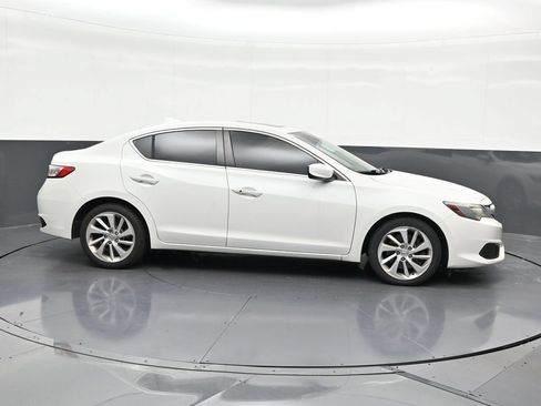 Used 2018 Acura ILX FWD image 6