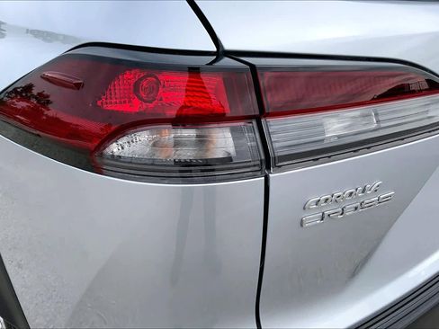Used 2026 Toyota Corolla Cross L image 28