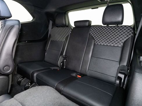 Used 2024 GMC Acadia Denali w/ Super Cruise Package image 24