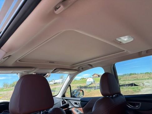 Used 2021 Subaru Forester Touring image 12