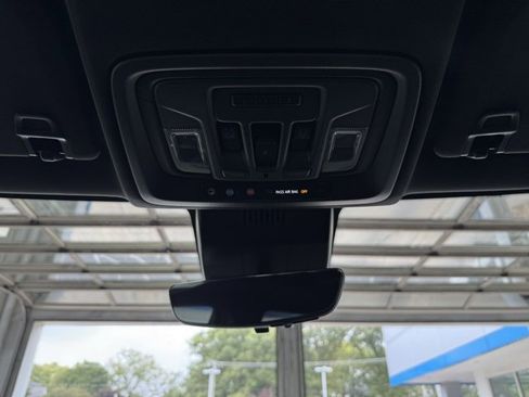 Used 2024 Chevrolet Silverado 2500 High Country w/ High Country Premium Package image 22