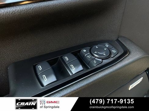 Used 2025 GMC Sierra 2500 AT4 w/ AT4 Premium Plus Package AWD/4WD image 12