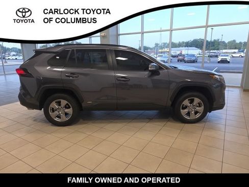 Used 2025 Toyota RAV4 LE AWD/4WD image 6