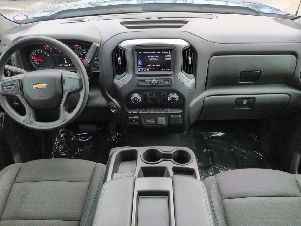 Used 2024 Chevrolet Silverado 1500 Custom RWD image 15
