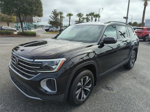 New 2026 Volkswagen Atlas SE image 15