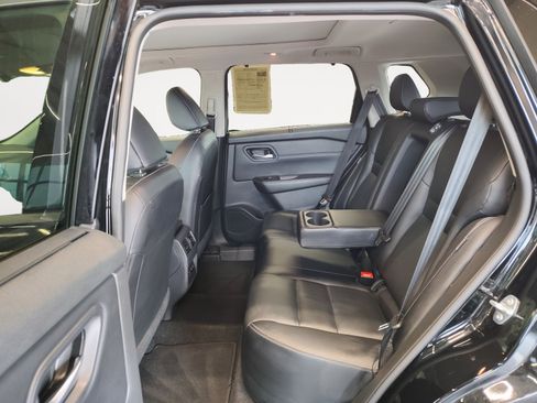 Certified 2024 Nissan Rogue SL w/ SL Premium Package FWD image 25