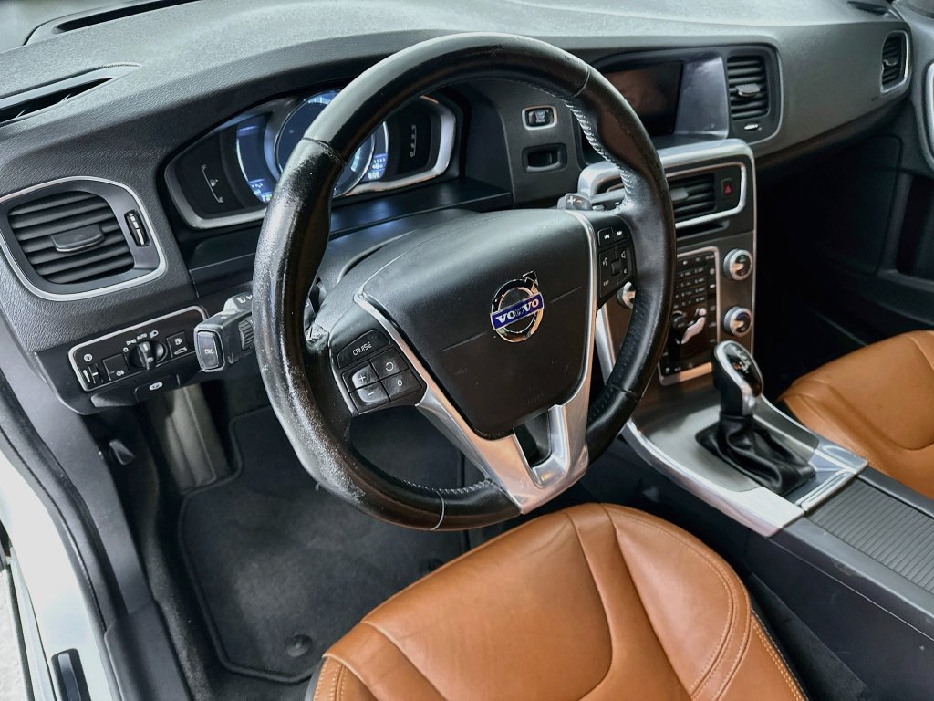 Used 2016 Volvo S60 T5 Premier w/ Convenience Package FWD image 30