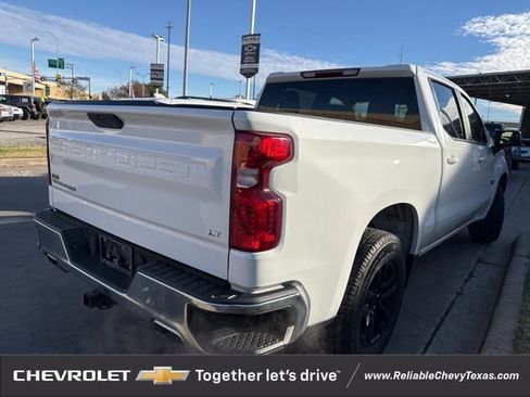 Used 2022 Chevrolet Silverado 1500 LT w/ Z71 Off-Road Package image 9