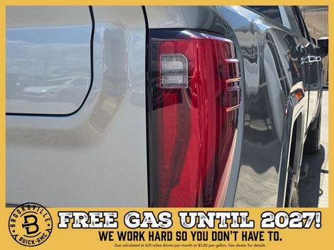 New 2026 GMC Sierra 2500 Denali Ultimate w/ Max Trailering Package AWD/4WD image 8