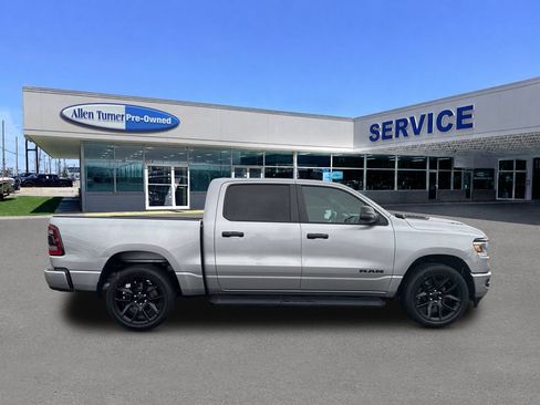 Used 2023 RAM 1500 Laramie AWD/4WD image 9
