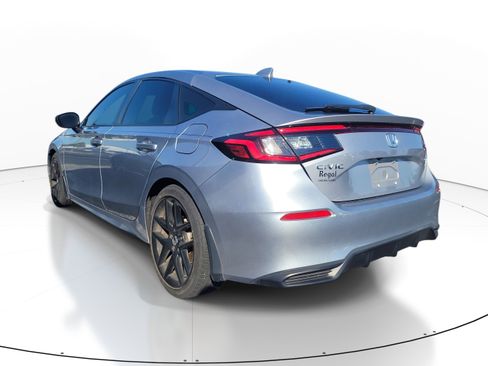 Used 2023 Honda Civic Sport image 5