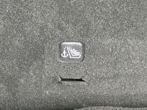 Used 2020 Nissan Rogue S FWD image 19