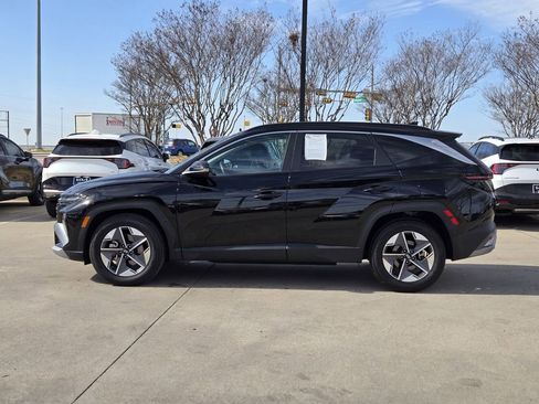 Used 2025 Hyundai Tucson SEL FWD image 12
