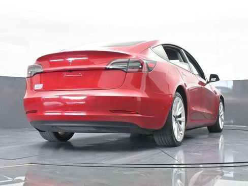 Used 2022 Tesla Model 3 Standard Range image 56