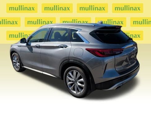 Used 2021 INFINITI QX50 Luxe image 3