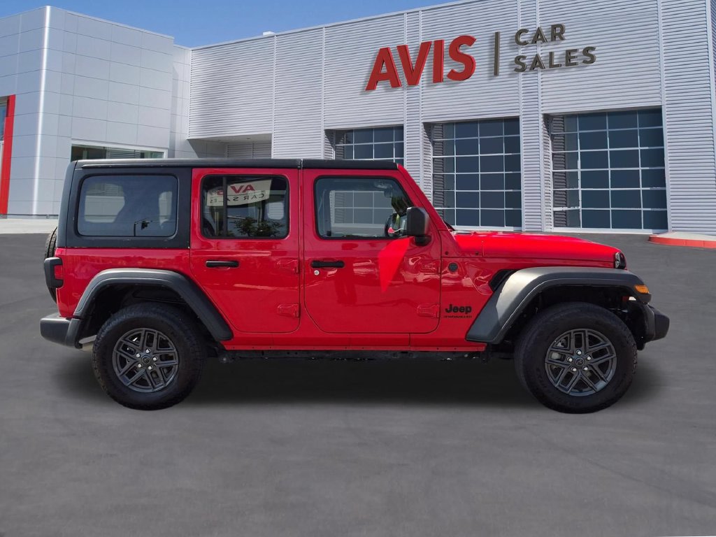 Used 2025 Jeep Wrangler Unlimited Sport AWD/4WD image 5