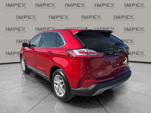 Used 2023 Ford Edge SEL AWD/4WD image 3